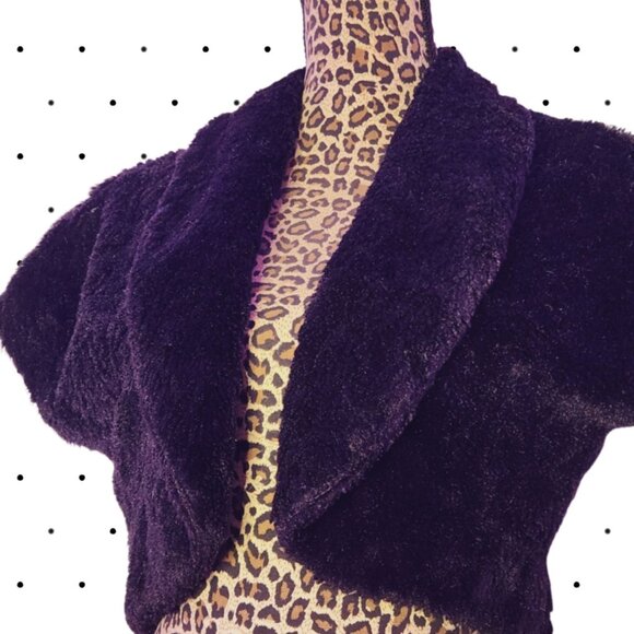 Soft fuzzy faux fur bolero - Picture 2 of 2